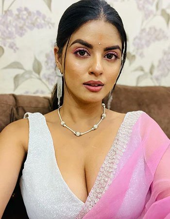 Call Girls service in Gwalior